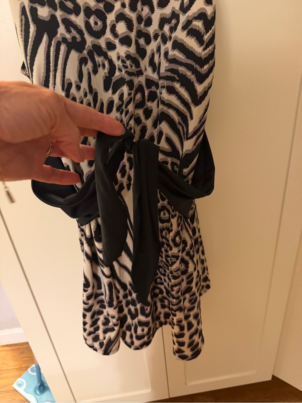 Animal Print One-Piece Swimsuit with Black Waist Tie - Picture 2 of 5